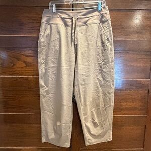 Lole large Tan Track Pants joggers wide leg cropped capri crinkle fabric stretch